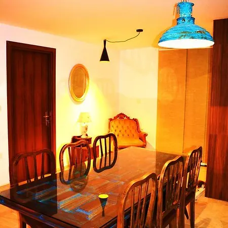 Holiday home Ambrosia House Tsairi